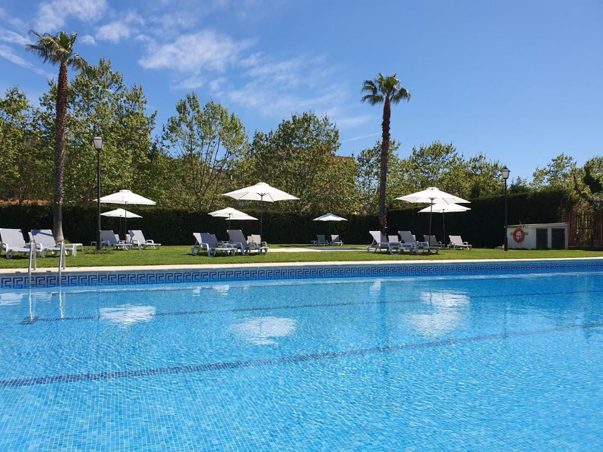 Marina Tossa Hotel Tossa de Mar Exterior foto